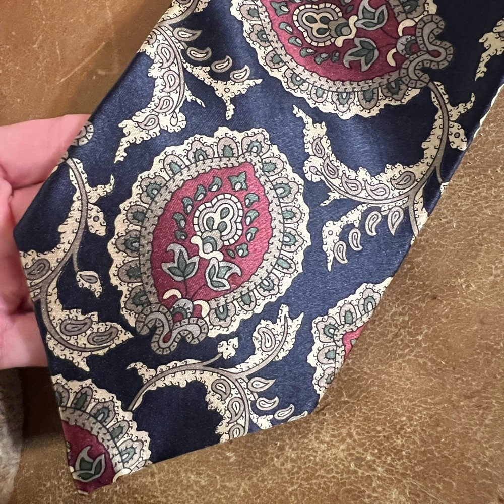 Gant limited Edition Elegant Paisley Silk Tie